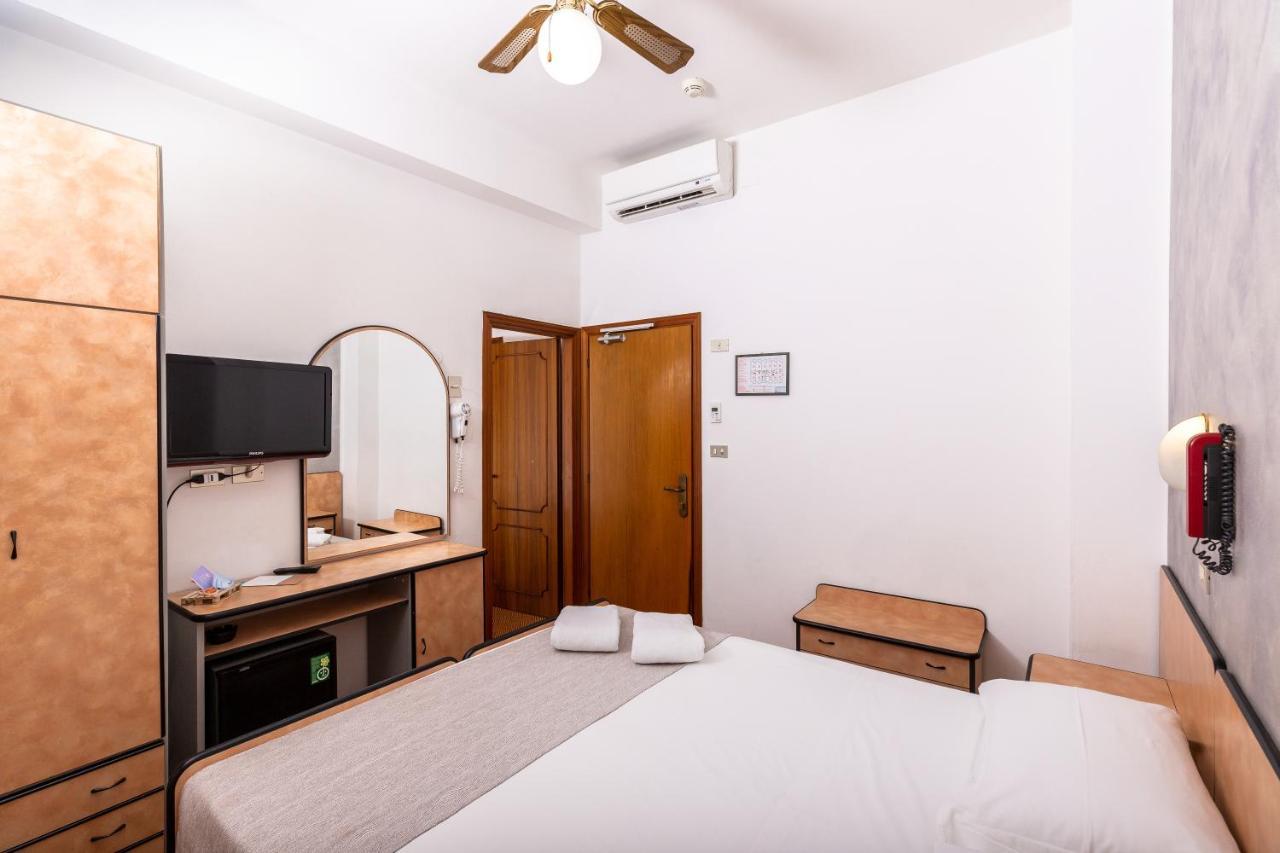 Hotel Albatros Rimini Luaran gambar